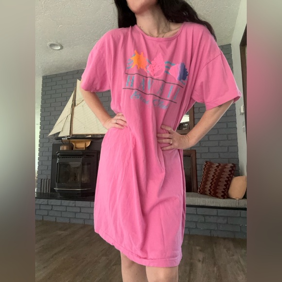 T-shirt dress - Picture 1 of 3